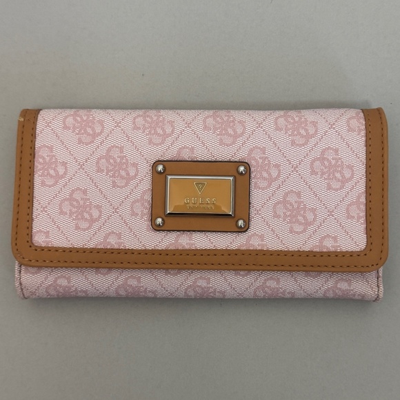 NWOT Authentic Guess Trifold Monogram Wallet - Picture 1 of 8